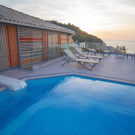 The Ionian View Aparthotel Áyios Nikítas